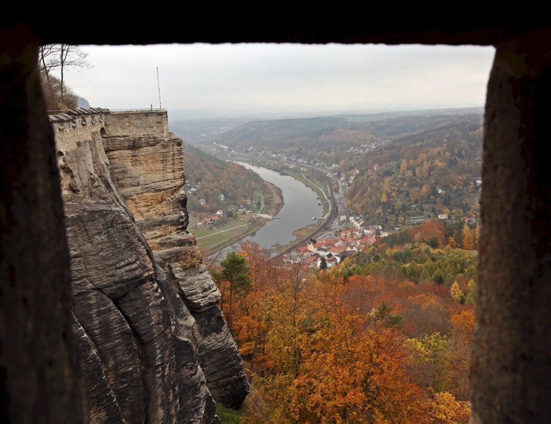 Der Staubige Zauberer - Am Ufer der Elbe